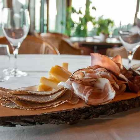 Hotel-restaurant Le Mont Paisible, Hotell