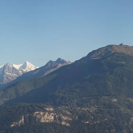 Hotel-restaurant Le Mont Paisible, 3*