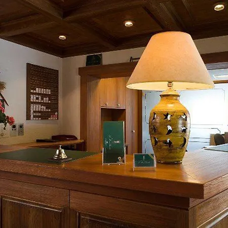 Hotel-restaurant Le Mont Paisible, 3*